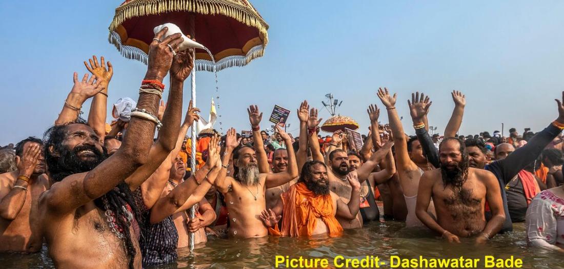 tour india kumbh mela viaggio di gruppo