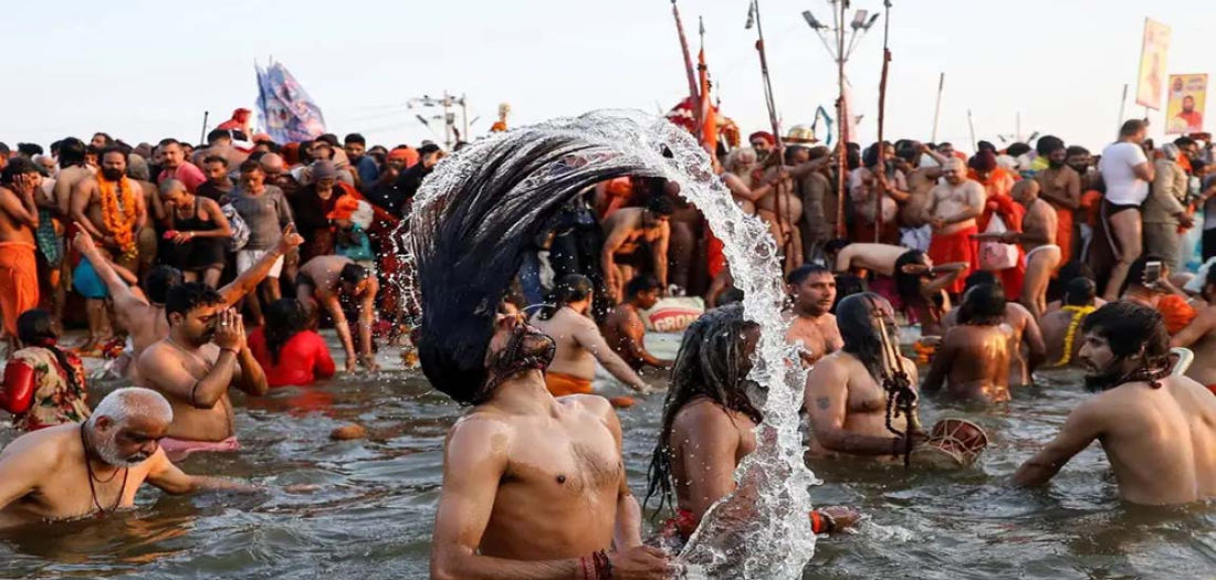 tour india kumbh mela viaggio di gruppo